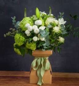 Living Aqua Box Vase